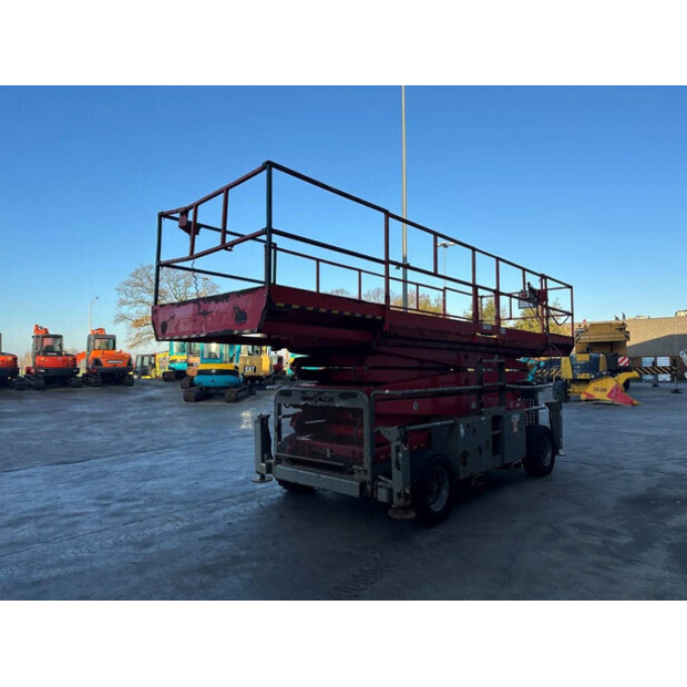 2013 سكايجاك SJ9250-44019829