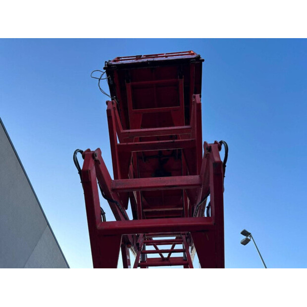 2013 سكايجاك SJ9250-44019844