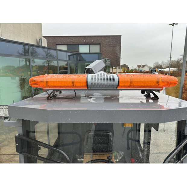 2025 Å koda DY2400-44019870