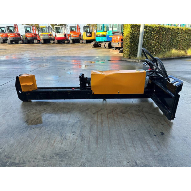 2025 Giyi HLS25-44020241