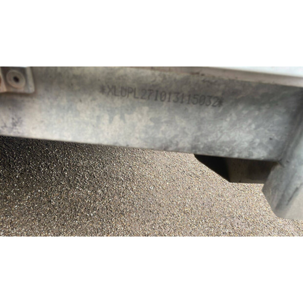 2013 Henra PL2-44020670