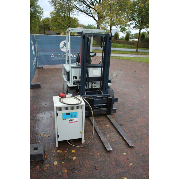 1992 Komatsu FB20-3-44020732