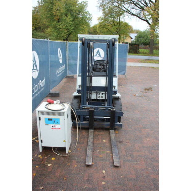 1992 Komatsu FB20-3-44020733