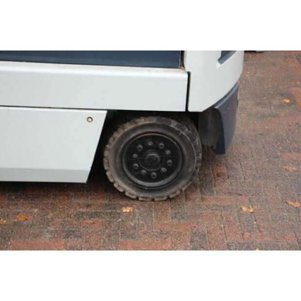 1992 Komatsu FB20-3-44020741