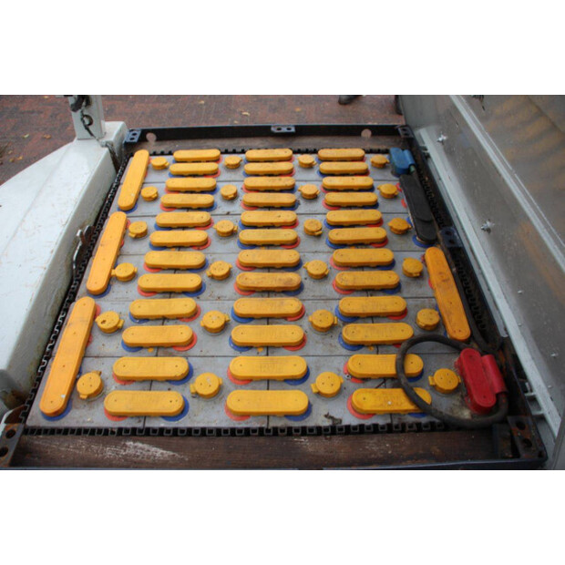 1992 Komatsu FB20-3-44020744