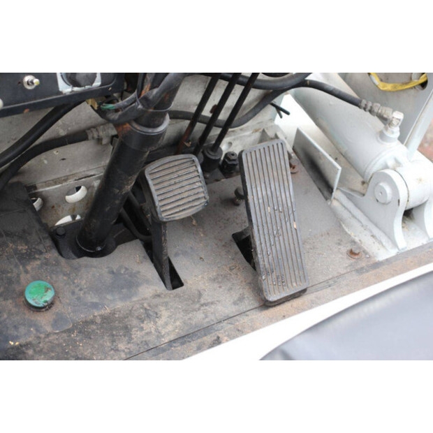 1992 Komatsu FB20-3-44020751