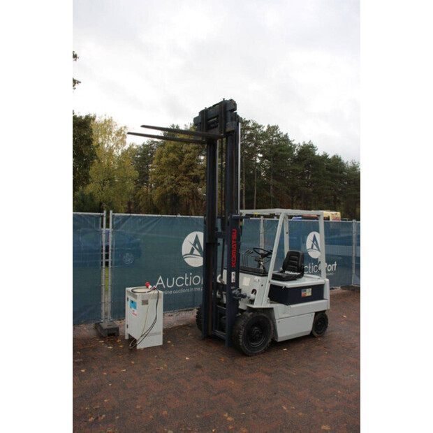 1992 Komatsu FB20-3-44020755