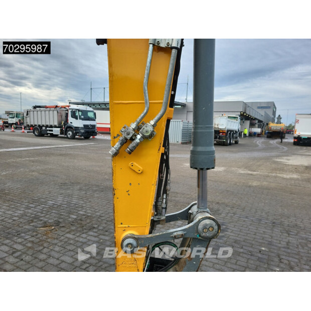 2016 ليبهير R922LC-44021208