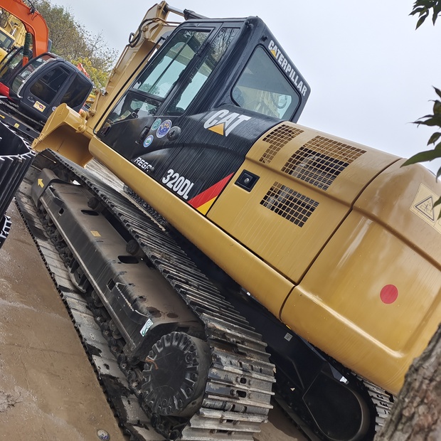 2023 Caterpillar 320DL-44034765