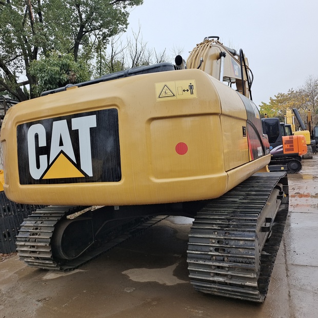 2023 Caterpillar 320DL-44034768