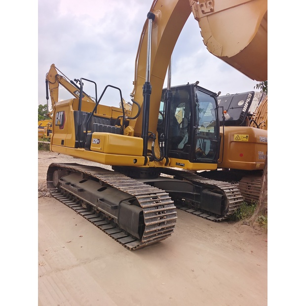 2023 Caterpillar 320GC-44034841