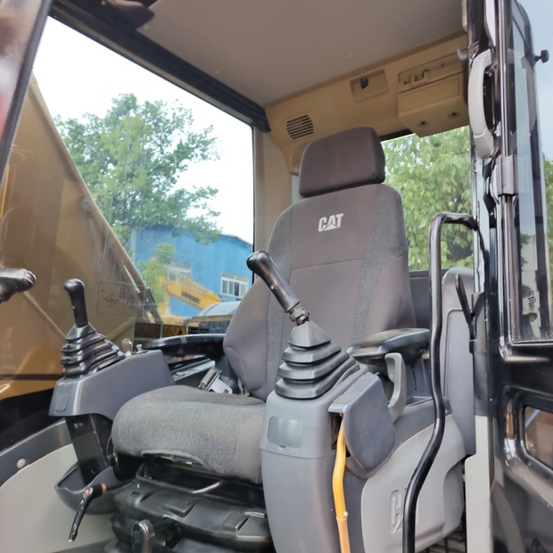 2022 Caterpillar 323D-44034878