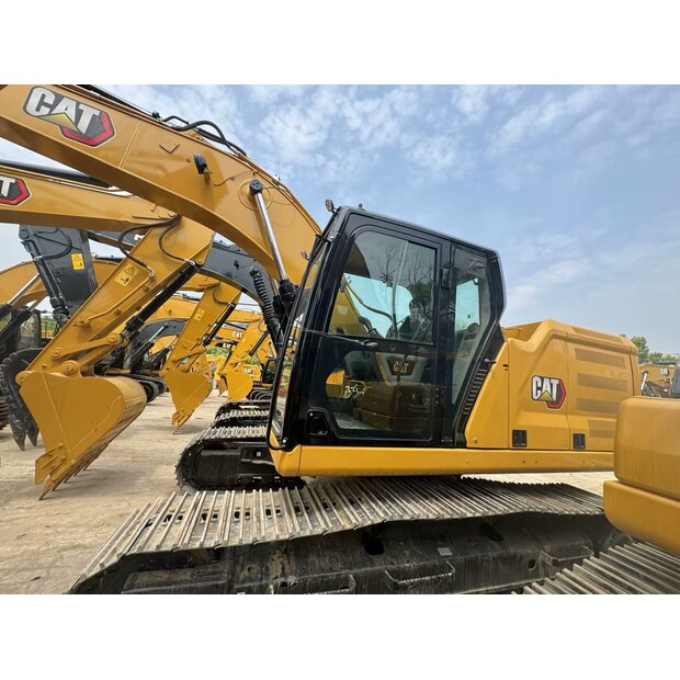 2023 كاتربيلر 323GC-44034904