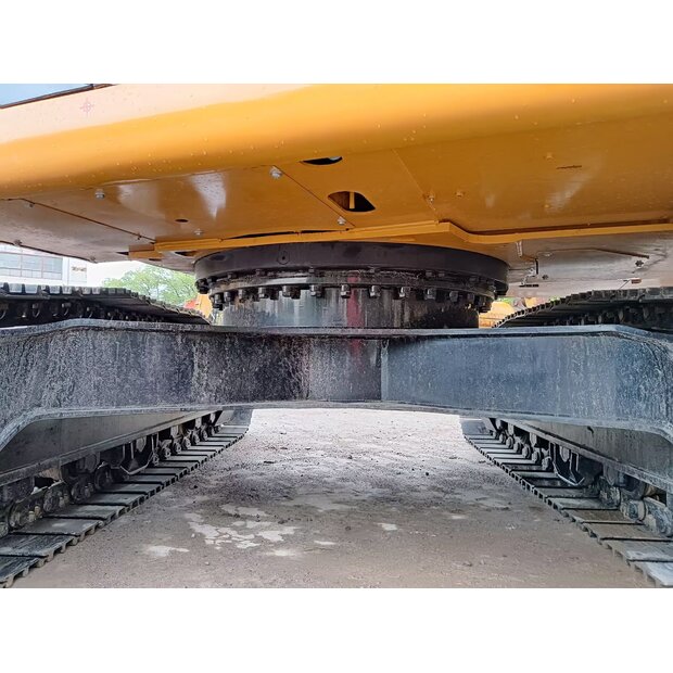 2022 Caterpillar 324DL-44034946