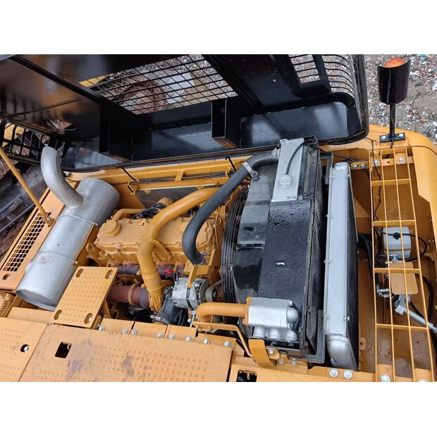 2023 Caterpillar 324DL-44034966