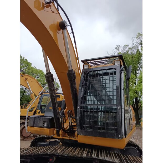 2023 Caterpillar 324DL-44034976