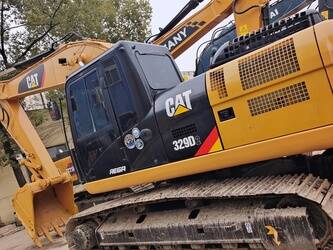 صورة ل حفارات 2023 كاتربيلر 329D