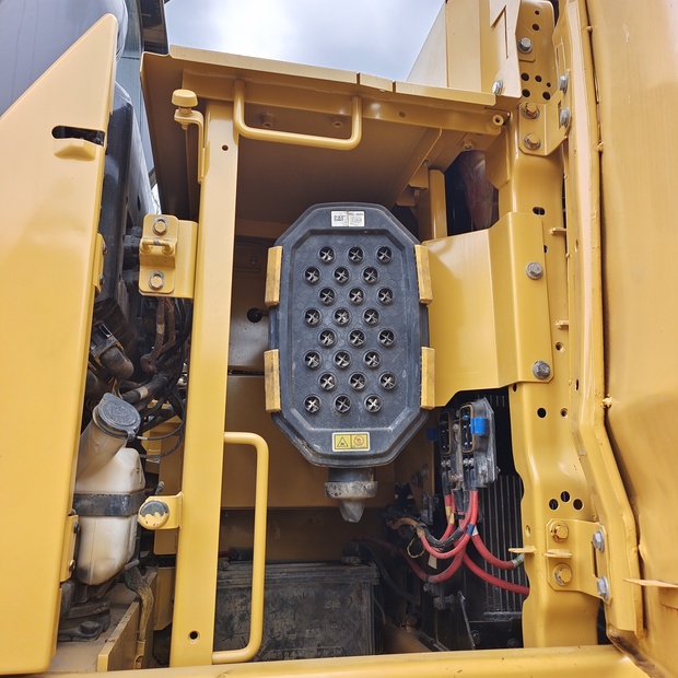 2022 Caterpillar 330GC-44035062