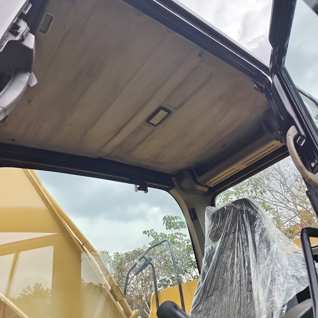 2022 Caterpillar 330GC-44035063