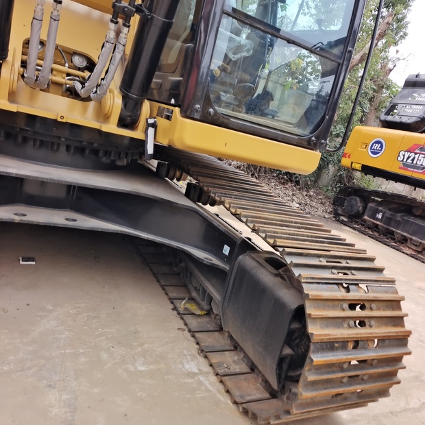 2022 Caterpillar 330GC-44035066