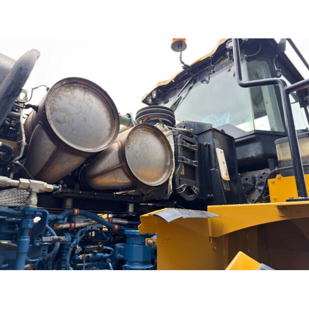 2016 Caterpillar 972M-44035540