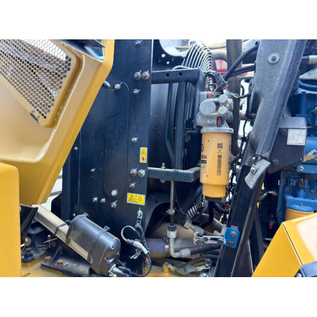 2016 Caterpillar 972M-44035541