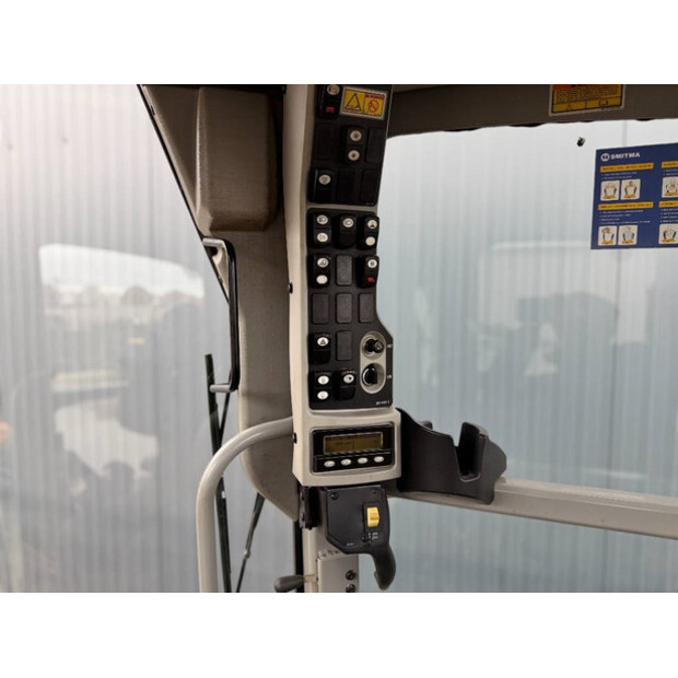 2011 كاتربيلر 140M-44037306