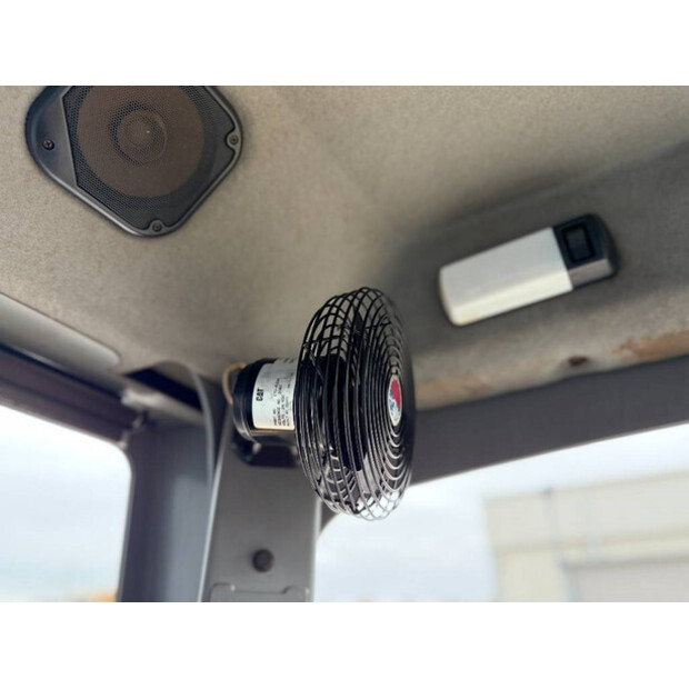 2011 كاتربيلر 140M-44037308