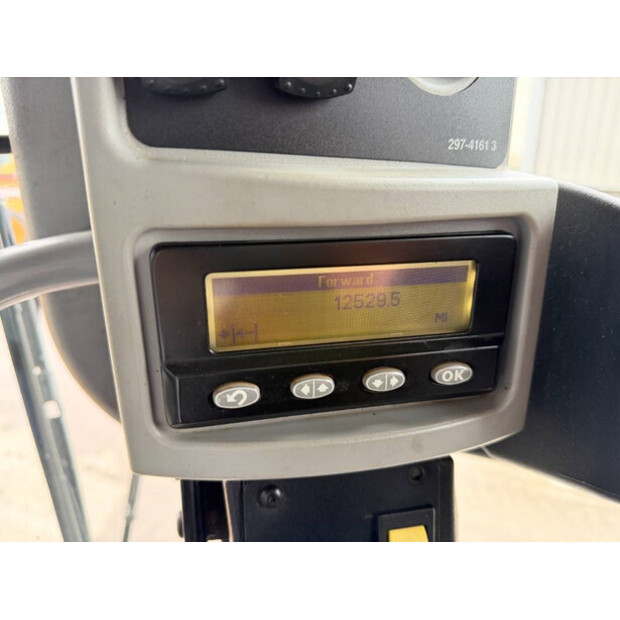 2011 كاتربيلر 140M-44037309