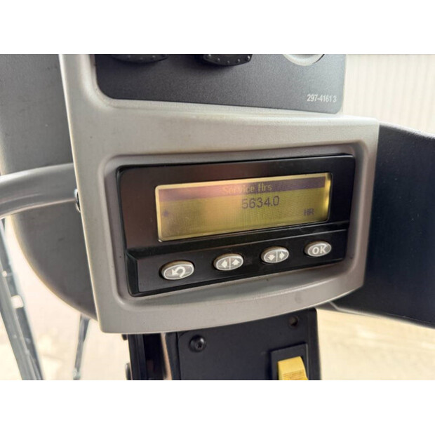 2011 كاتربيلر 140M-44037310