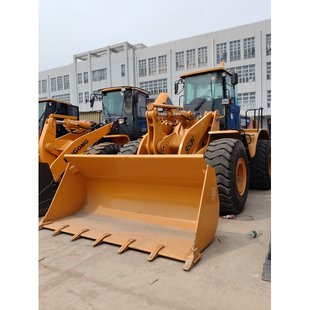 2023 Caterpillar 950H-44038434