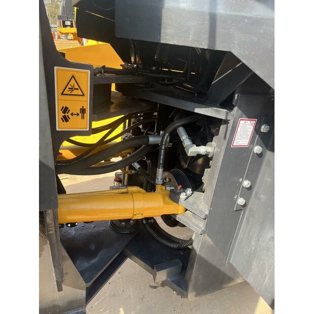 2023 LiuGong 835-44039842