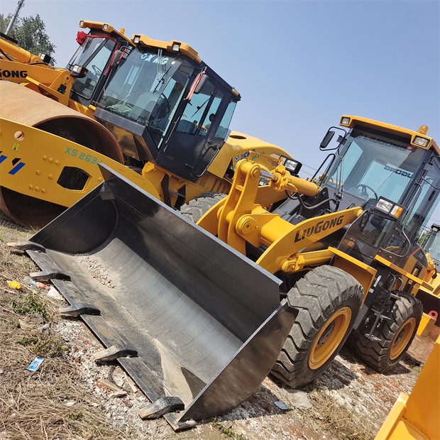 2022 ليوكونج 835-44039854