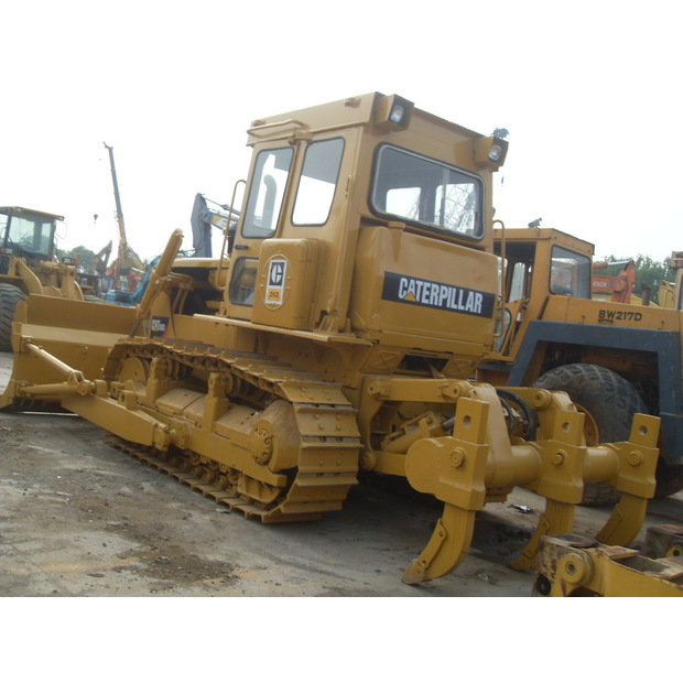 2023 Caterpillar D6D-44040487