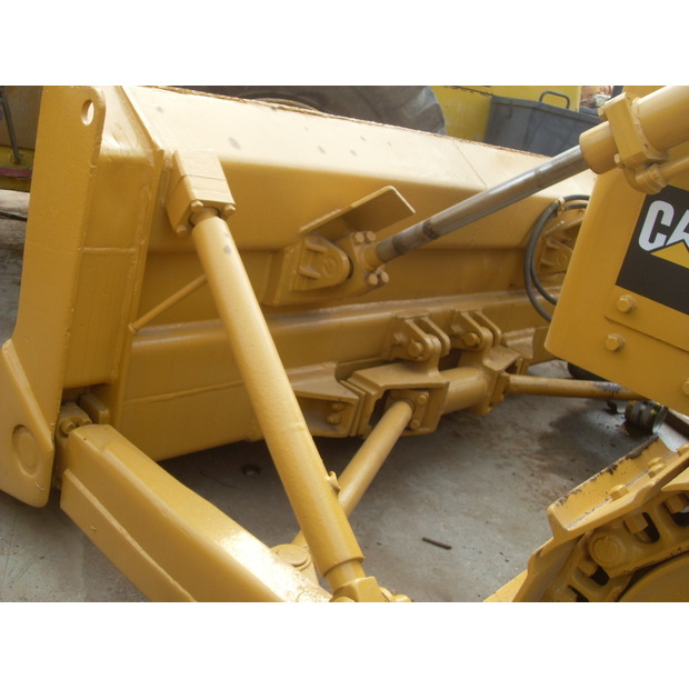 2023 Caterpillar D6D-44040495
