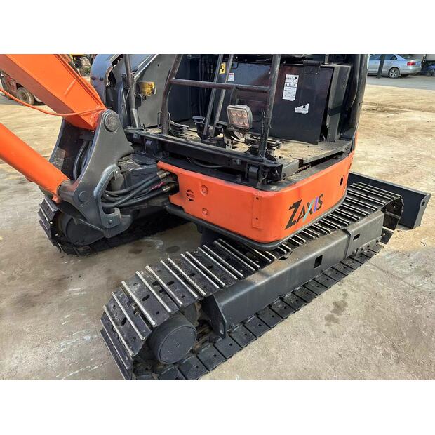 2023 Hitachi ZX30-44040888