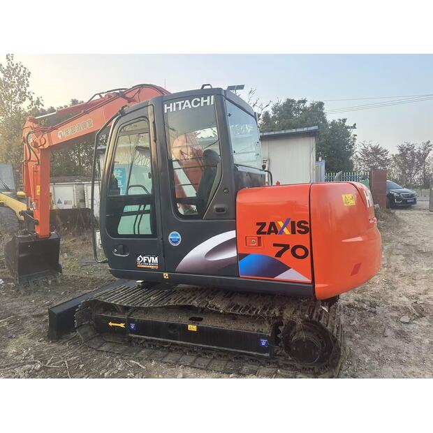 2025 Hitachi ZX70-44040972
