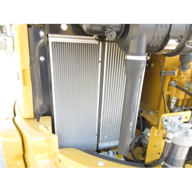 2018 Caterpillar 305.5E2CR-44041112