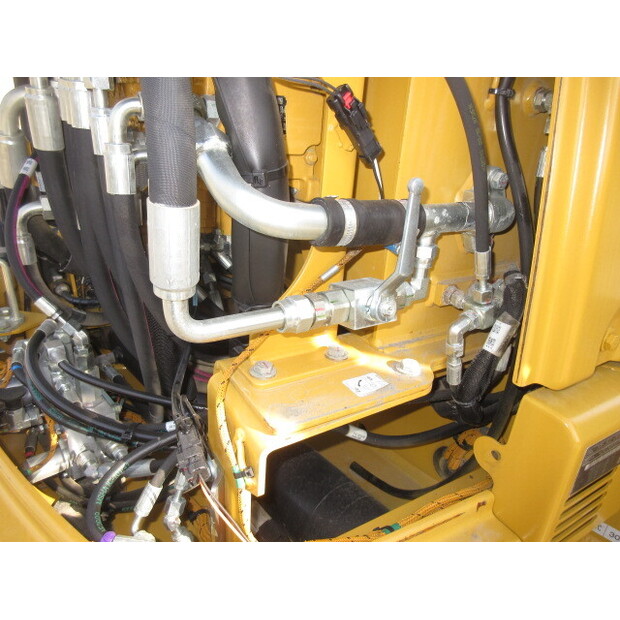 2018 Caterpillar 305.5E2CR-44041118