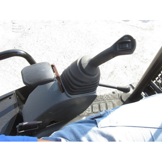 2018 Caterpillar 305.5E2CR-44041126