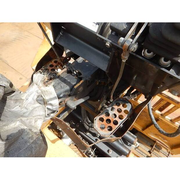 2014 MOROOKA MST-800VDL-44041257