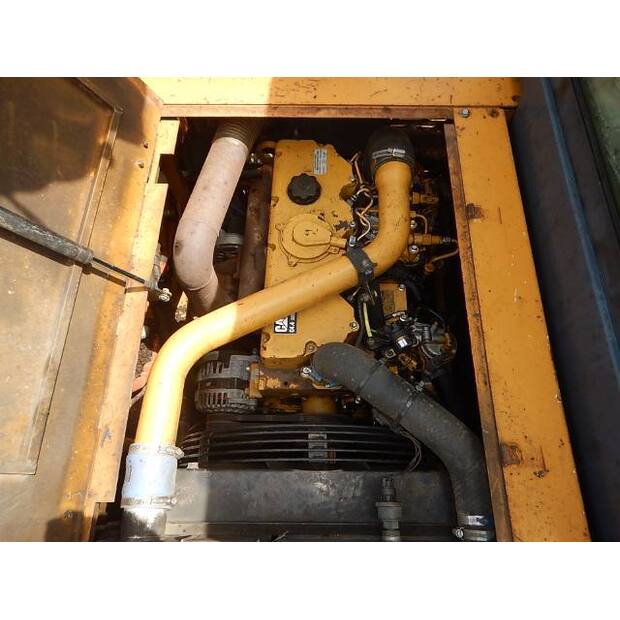 2014 MOROOKA MST-800VDL-44041260