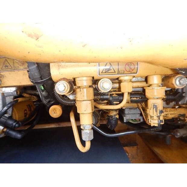 2014 MOROOKA MST-800VDL-44041266