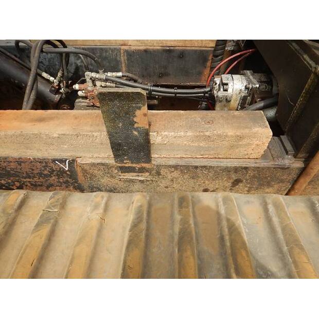 2014 MOROOKA MST-800VDL-44041286