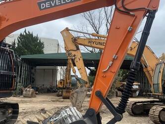 2023-develon-dx225lca-44041350