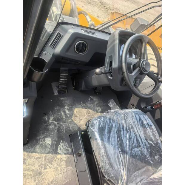 2025 ليوكونج 855N-44041377