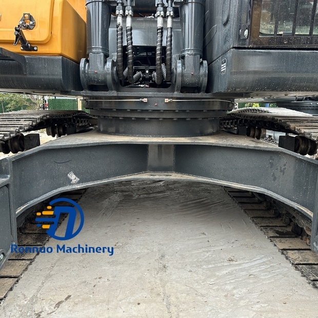 2023 Hyundai 225LC-9s-44041588