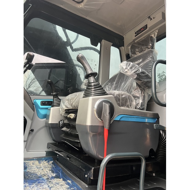 2023 Hyundai HX220HD-44041705