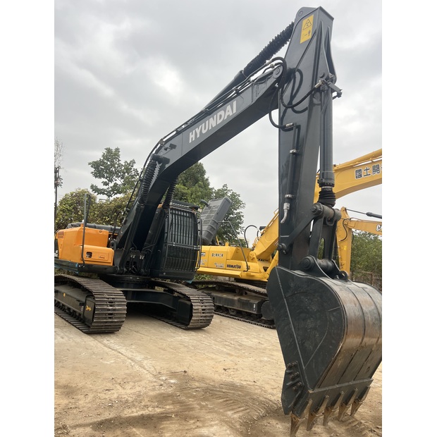 2023 Hyundai HX220HD-44041708