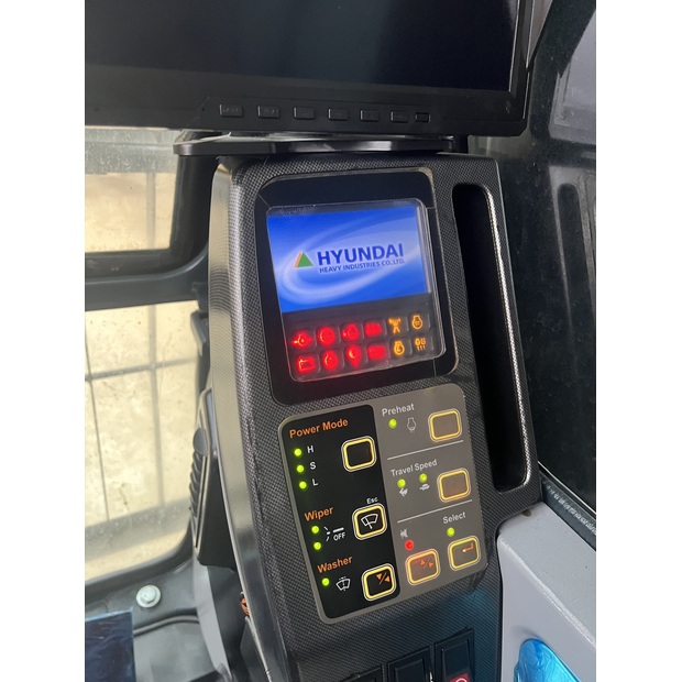 2023 Hyundai HX220HD-44041716